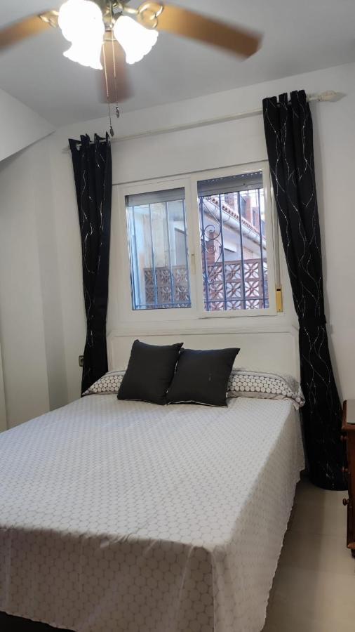 Apartamento Cerca De La Playa Appartamento Málaga Esterno foto
